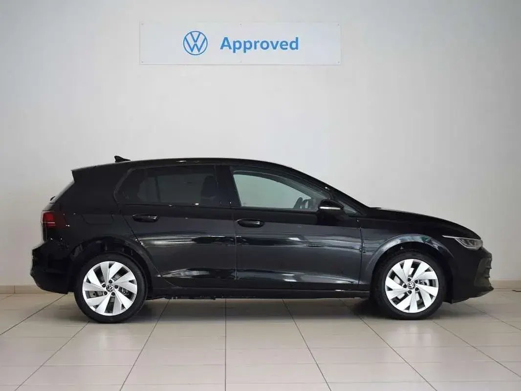 Nuevo VW Golf VIII Match 204 CV (150 kW) 2025 Negro Berlina