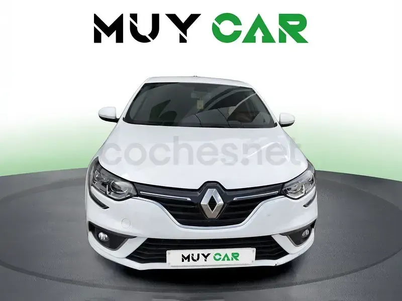 Usado Renault Mégane 101 CV (74 kW) 2017 Blanco Berlina