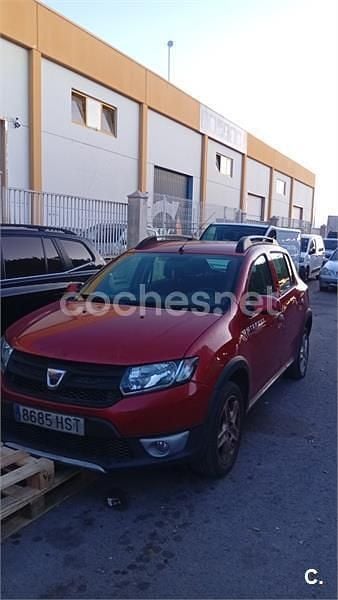 Rojo Usado 2013 Dacia Sandero Stepway Berlina | 4500 € (Super precio) - Imagen 1/4