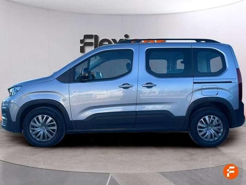 Usado Peugeot Rifter 131 CV (96 kW) 2023 Gris Monovolumen