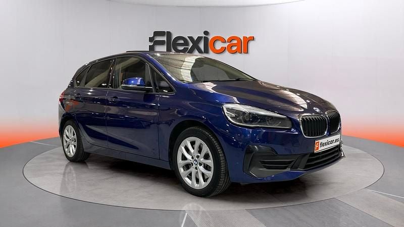 Usado BMW 225 Active Tourer iPerformance 224 CV (164 kW) 2021 Monovolumen