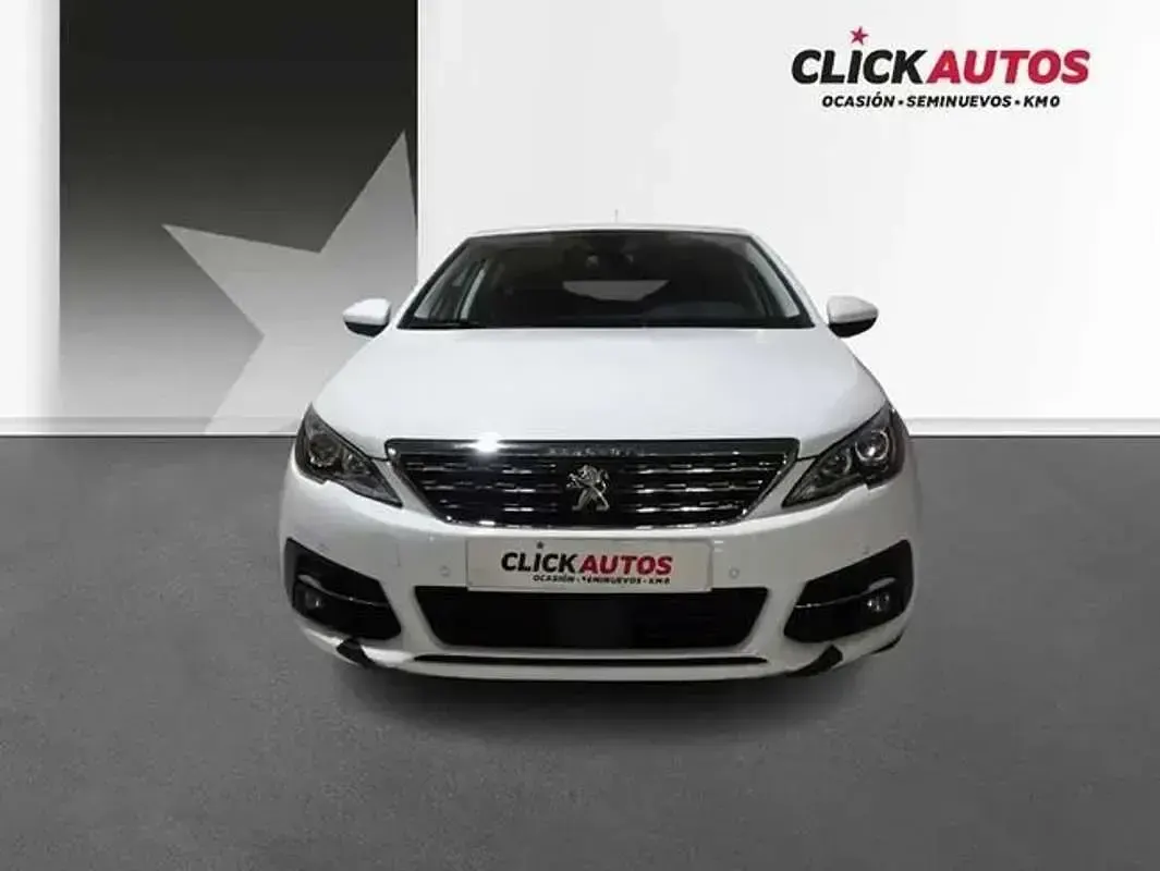 Usado Peugeot 308 Allure 110 CV (80 kW) 2021 Blanco Utilitario