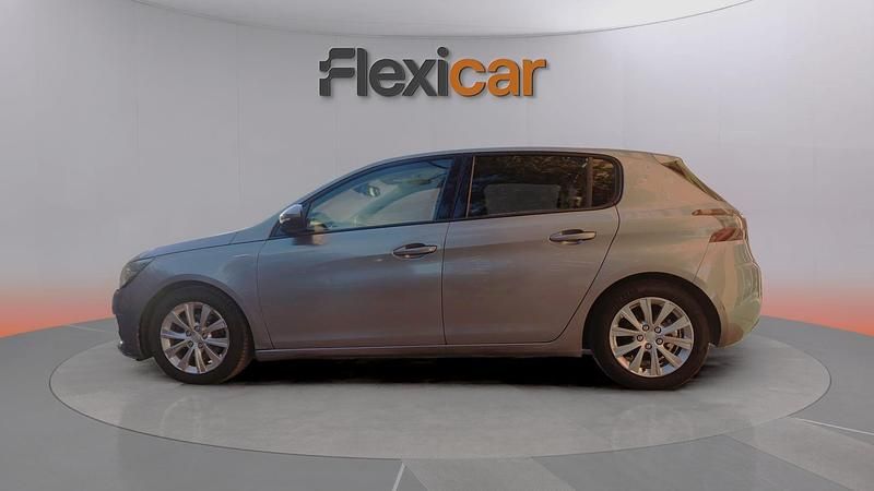 Usado Peugeot 308 Style 131 HP (96 kW) 2020 Cinzento Citadino