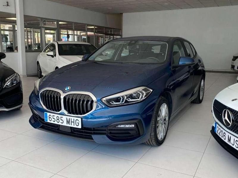 Usado BMW 118 Comfort Edition 136 CV (100 kW) 2023 Azul Utilitario