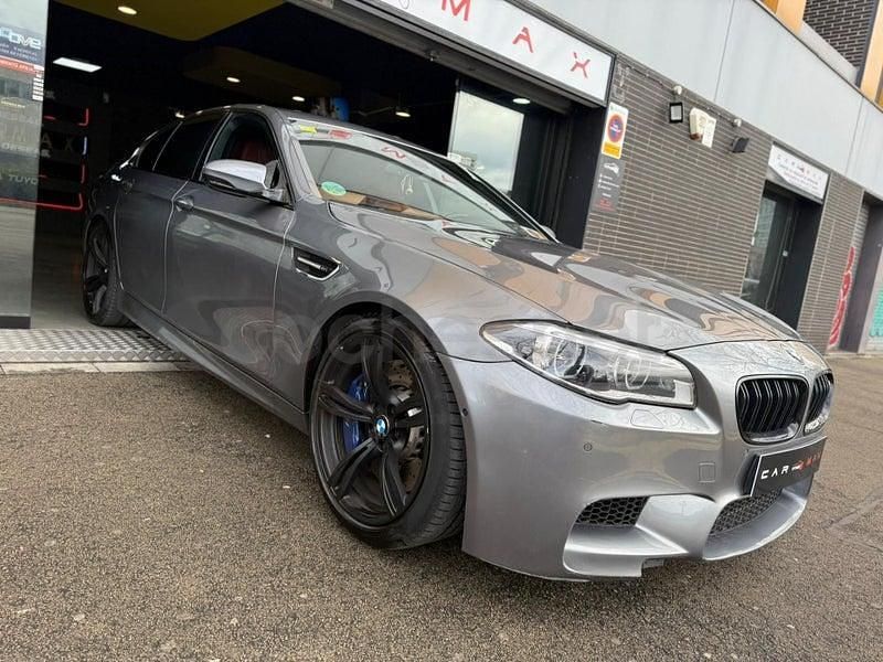 Usado BMW M5 560 CV (411 kW) 2015 Gris / plata Berlina