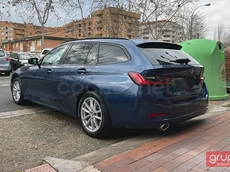 Usado BMW 320 Shadowline 190 CV (139 kW) 2022 Azul Familiar