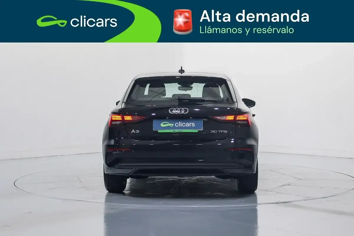 Usado Audi A3 Sportback 110 CV (80 kW) 2022 Negro Utilitario