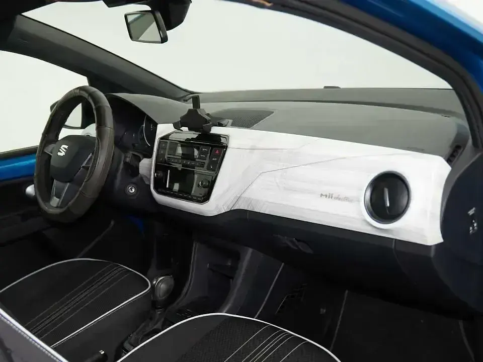 Usado Seat Mii Electric 61 kW (83 CV) 2020 Azul Utilitario