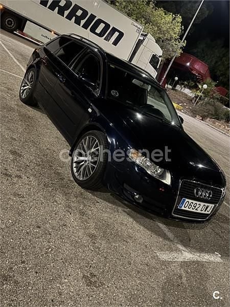 Usado Audi A4 140 CV (102 kW) 2006 Azul Familiar