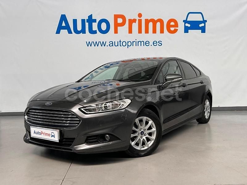 Gris / plata Usado 2018 Ford Mondeo Trend Berlina | 11.470 € (Caro) - Imagen 1/4
