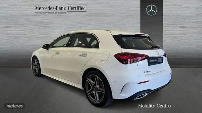 Usado Mercedes A180 116 CV (85 kW) 2024 Blanco polar Berlina