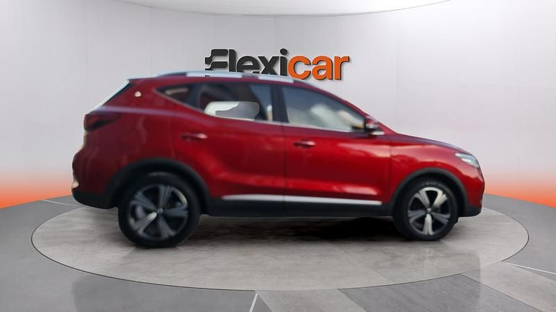 Usado MG ZS Comfort 116 CV (85 kW) 2025 Rojo SUV
