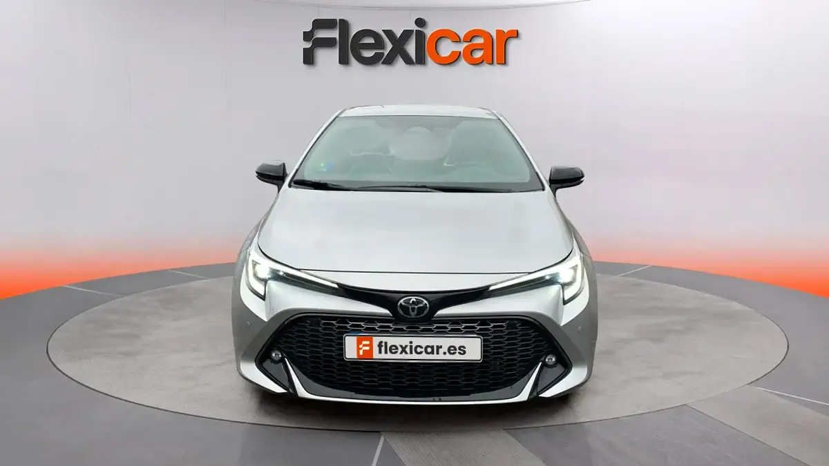 Begagnad Toyota Corolla Sport 196 HK (144 kW) 2024 Halvkombi