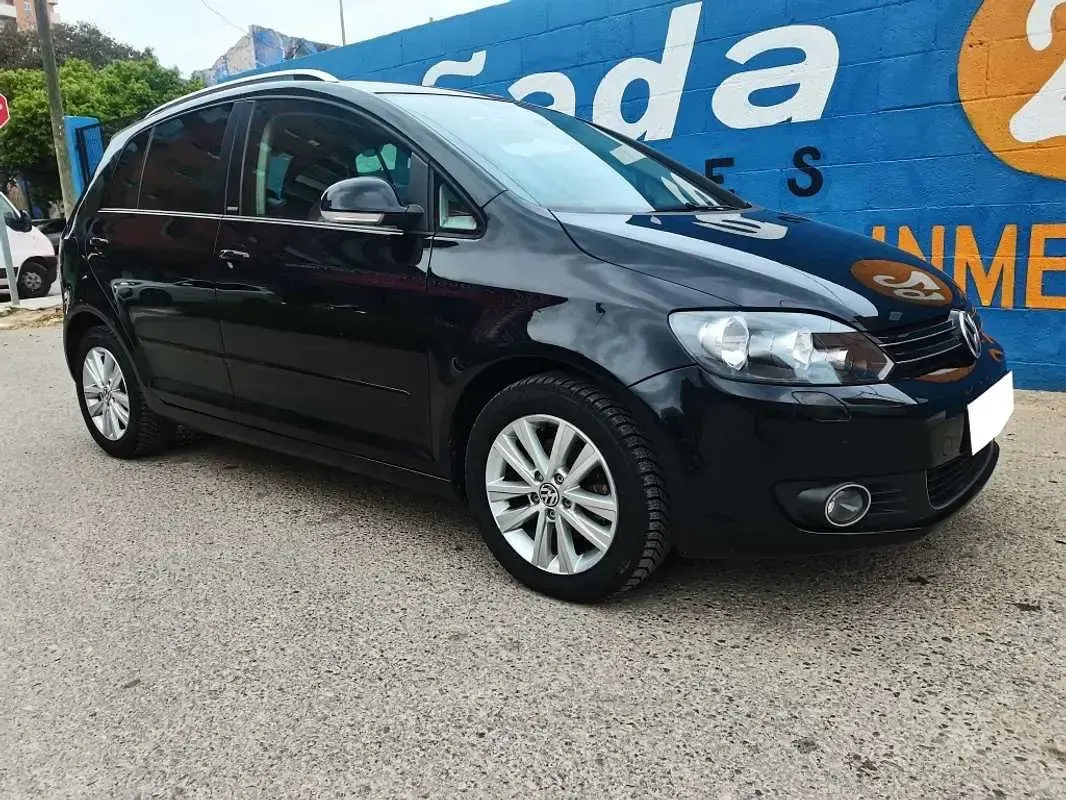 Usado VW Golf Plus Advance 105 CV (77 kW) 2011 Negro Monovolumen