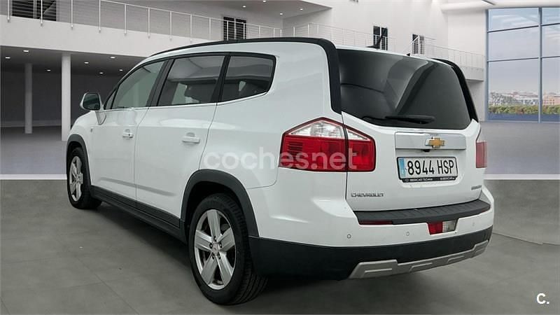 Usado Chevrolet Orlando LTZ 163 CV (119 kW) 2013 Blanco Monovolumen