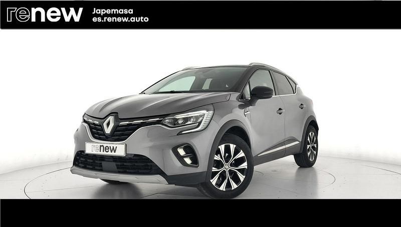 Usado Renault Captur Techno 140 CV (102 kW) 2023 Gris casiopea con techo negro brillante SUV