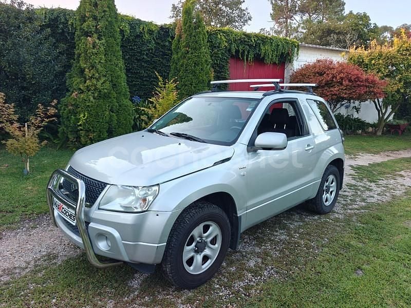 Gris / plata Usado 2009 Suzuki Grand Vitara SUV | 6500 € (Precio justo) - Imagen 1/4