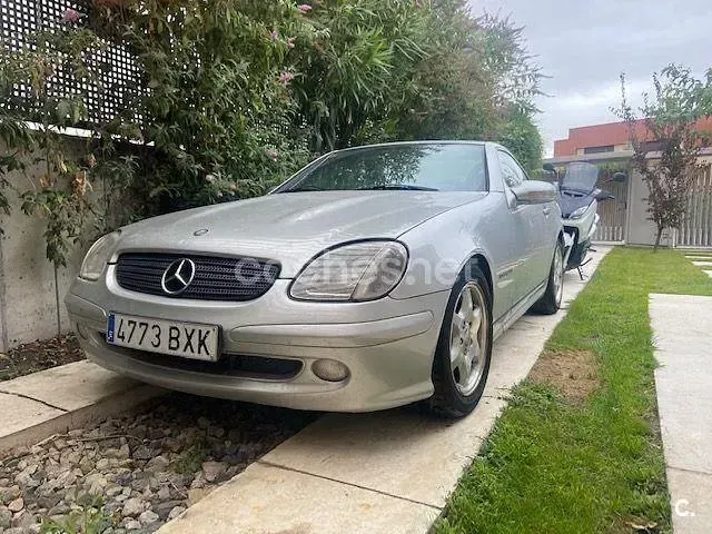 Usado Mercedes SLK230 197 CV (144 kW) 2002 Gris / plata Descapotable