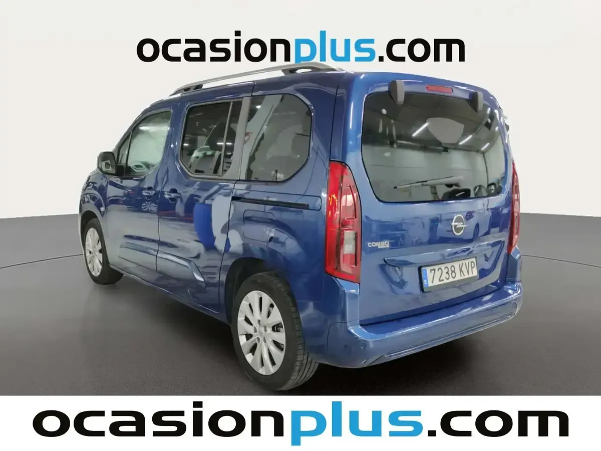 Usado Opel Combo Innovation 110 HP (80 kW) 2019 Azul Monovolume
