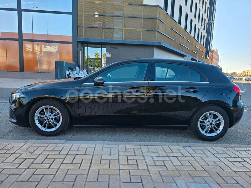 Usado Mercedes A180 116 CV (85 kW) 2019 Negro Berlina