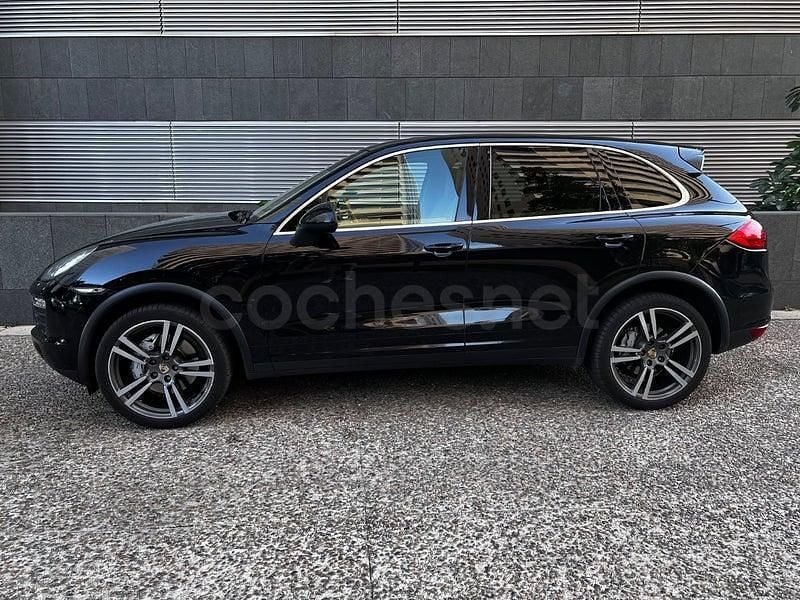 Usado Porsche Cayenne 400 CV (294 kW) 2011 Negro SUV