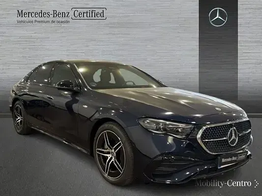 Usado Mercedes E300 313 CV (230 kW) 2025 Azul náutico Berlina