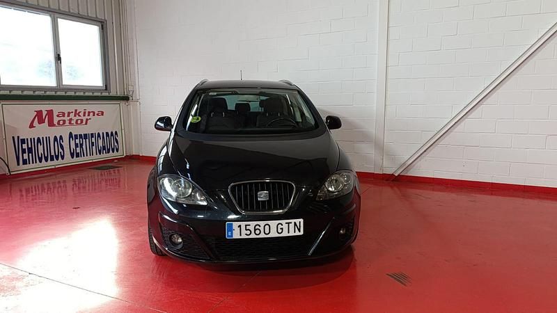 Usado Seat Altea Sport 140 CV (102 kW) 2010 Negro Monovolumen