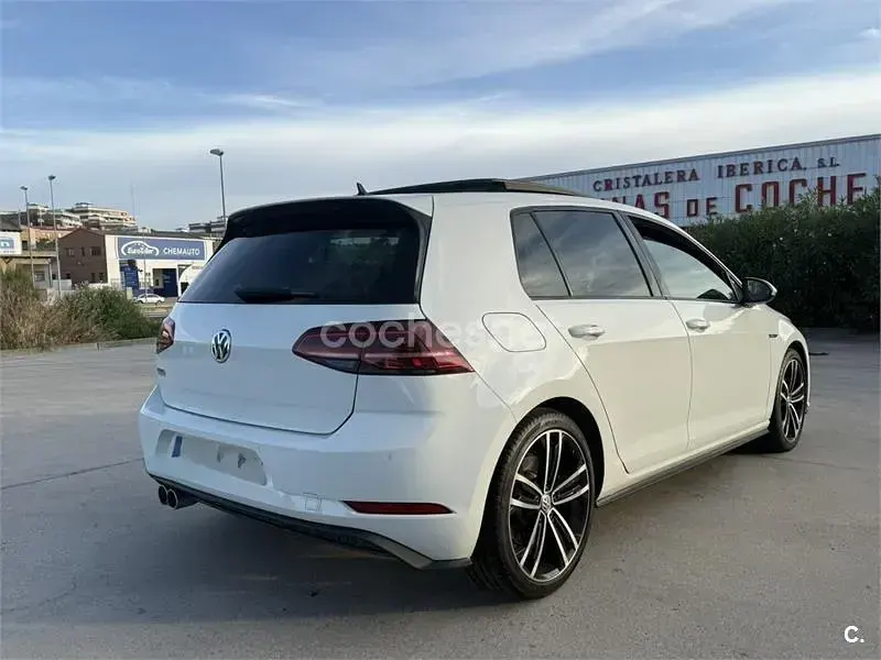 Usado VW Golf VII GTD 184 CV (135 kW) 2019 Blanco Berlina