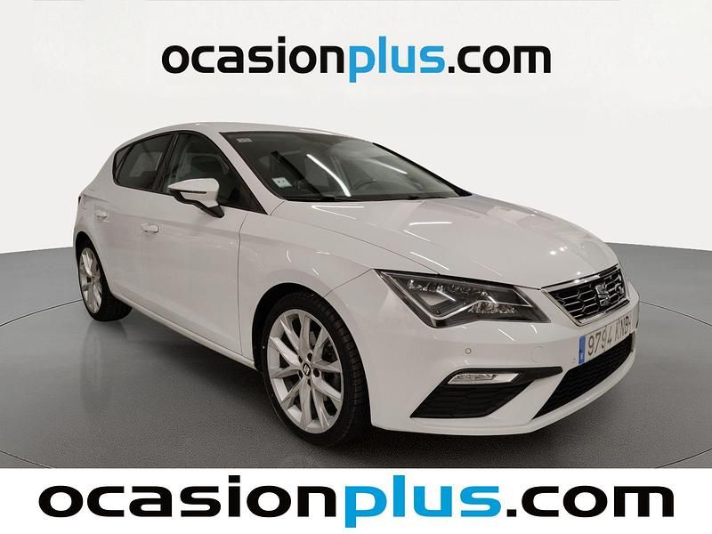 Usado Seat Leon FR 150 CV (110 kW) 2018 Blanco Utilitario