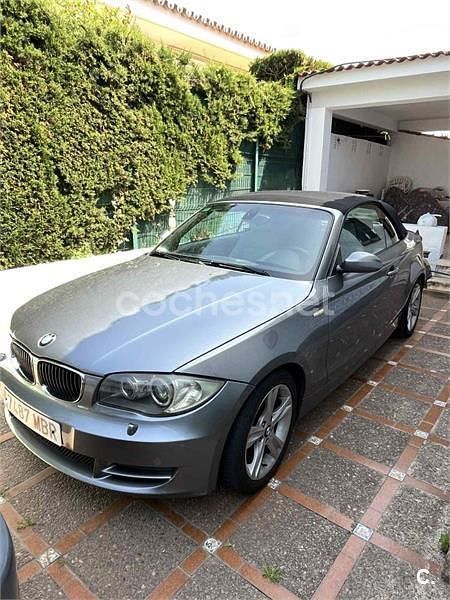 Gris / plata Usado 2010 BMW 120 Cabriolet Descapotable | 12.500 € (Un poco caro) - Imagen 1/4