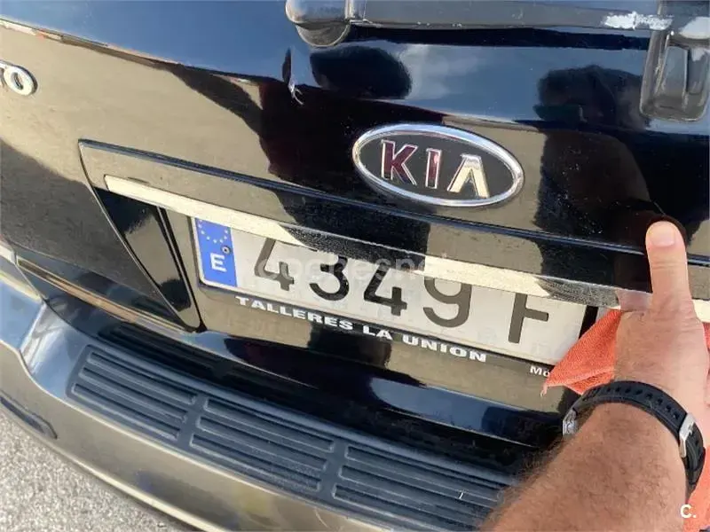 Usado Kia Sorento EX 140 CV (102 kW) 2006 Negro SUV