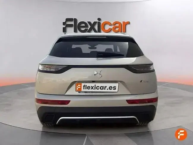 Usado DS Automobiles DS7 Crossback 130 CV (95 kW) 2021 Beige SUV