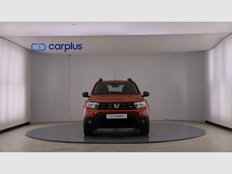 Usado Dacia Duster Essentiel 90 CV (66 kW) 2021 Naranja arizona (metalizado) SUV
