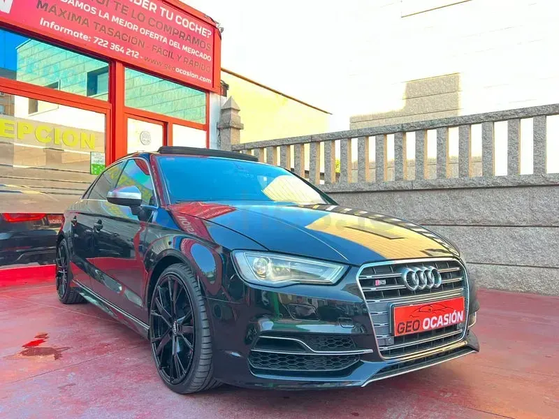Usado Audi S3 Premium Plus 300 CV (220 kW) 2015 Negro Berlina