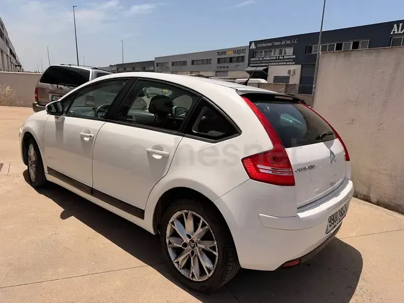 Usado Citroën C4 112 CV (82 kW) 2011 Blanco Berlina
