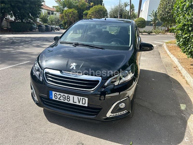 Negro Usado 2021 Peugeot 108 Allure Berlina | 9000 € (Buen precio) - Imagen 1/4