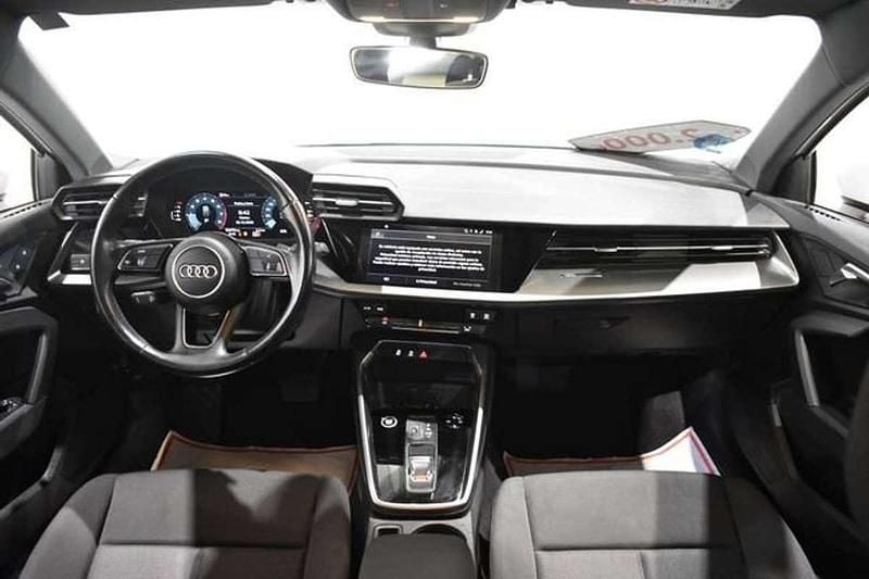 Usado Audi A3 Sportback S-Line 110 CV (80 kW) 2021 Blanco Utilitario