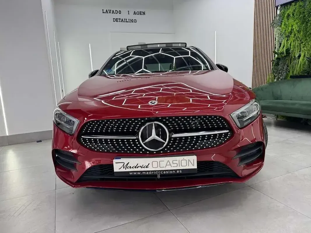 Usado Mercedes A250 218 CV (160 kW) 2021 Rojo Utilitario