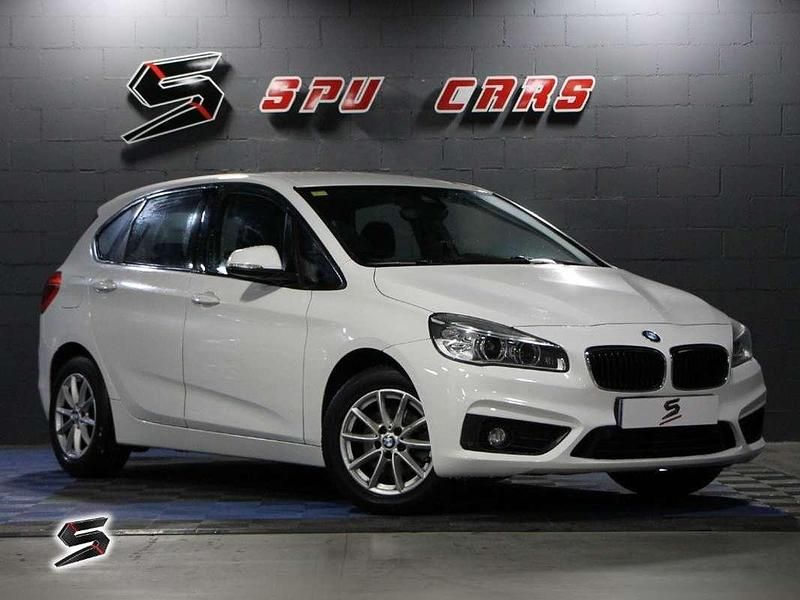 Usado BMW 218 Comfort Edition 150 CV (110 kW) 2015 Blanco Monovolumen