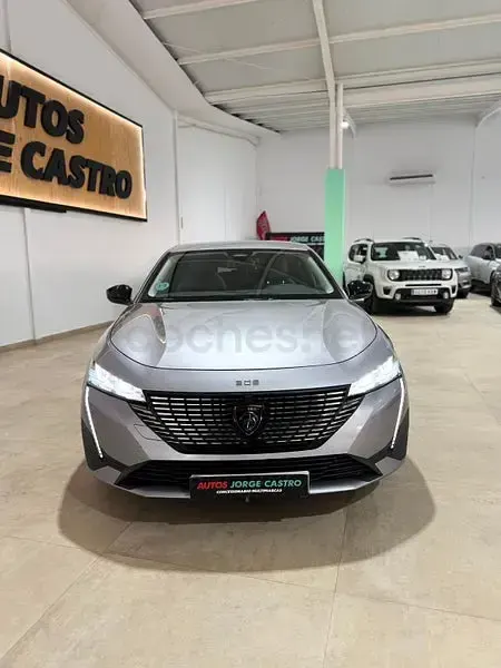 Usado Peugeot 308 SW Allure 130 CV (95 kW) 2022 Gris / plata Familiar