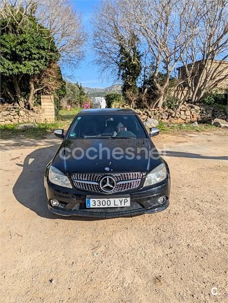 Usado Mercedes C220 Avantgarde 150 CV (110 kW) 2007 Negro Berlina