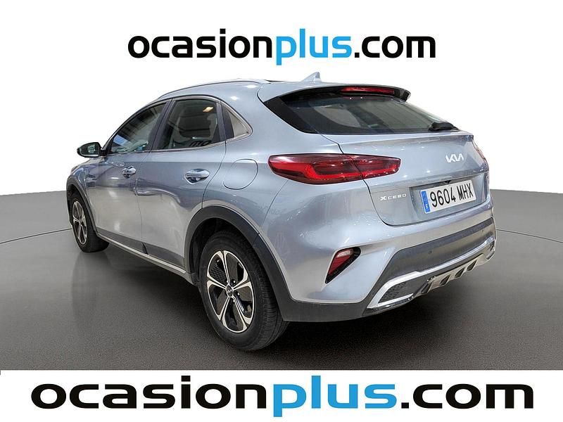 Usado Kia XCeed 141 CV (103 kW) 2023 Gris plata SUV