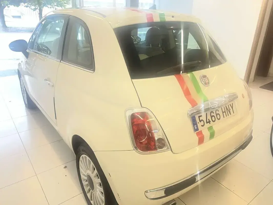 Usado Fiat 500 Lounge 69 CV (50 kW) 2013 Blanco Utilitario