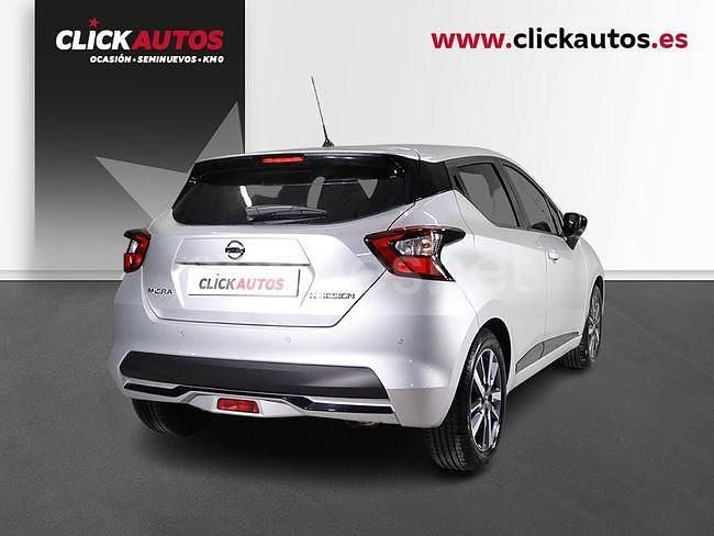 Usado Nissan Micra 92 CV (67 kW) 2022 Plateado Berlina