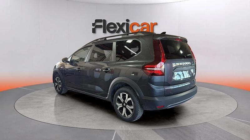 Usado Dacia Jogger Extreme 110 CV (80 kW) 2022 Gris Monovolumen