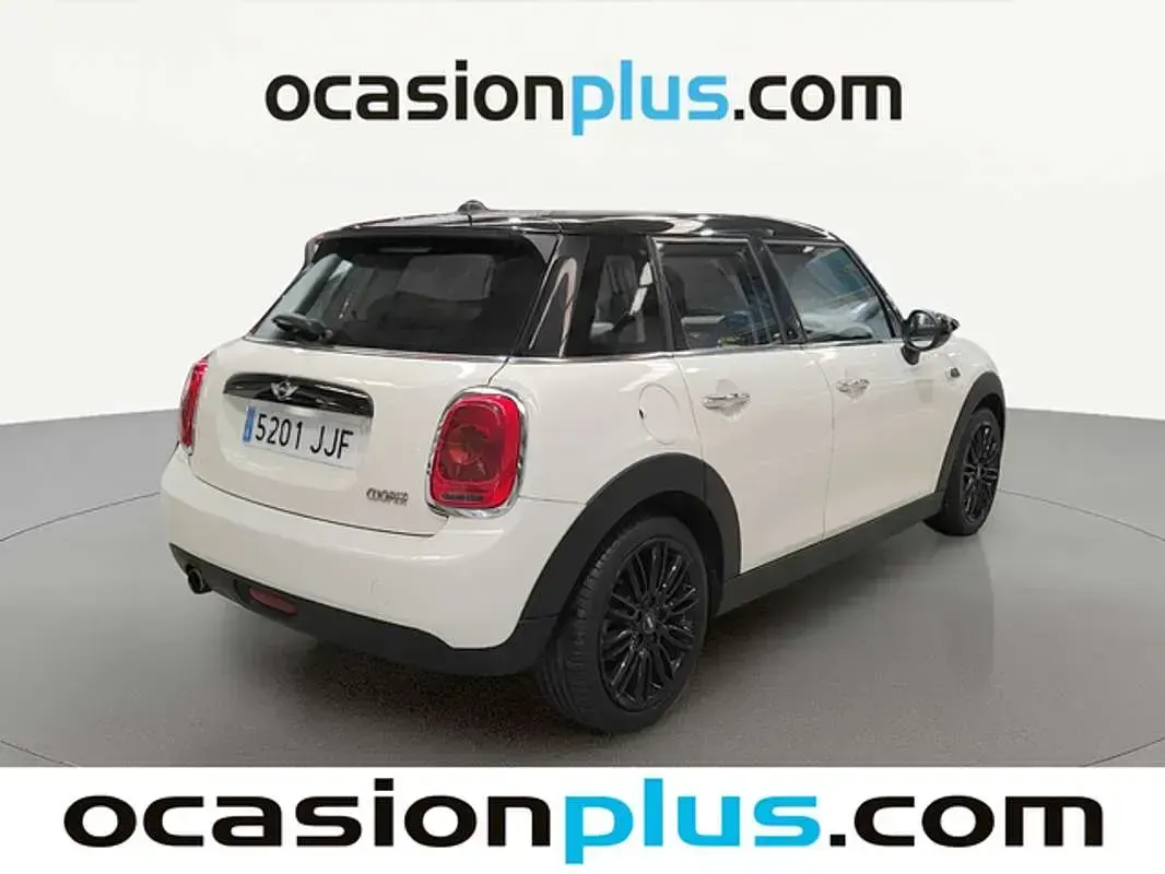 Usado Mini Cooper 136 CV (100 kW) 2015 Blanco Utilitario
