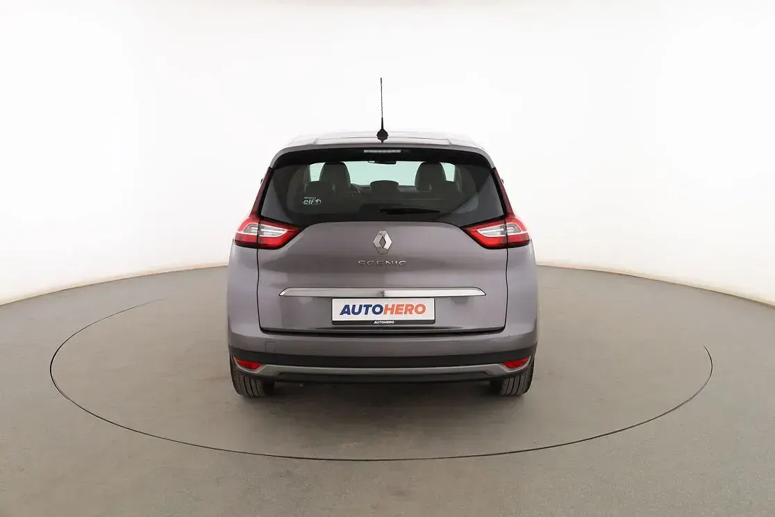 Usado Renault Grand Scénic IV Zen 140 CV (102 kW) 2018 Beige Monovolumen