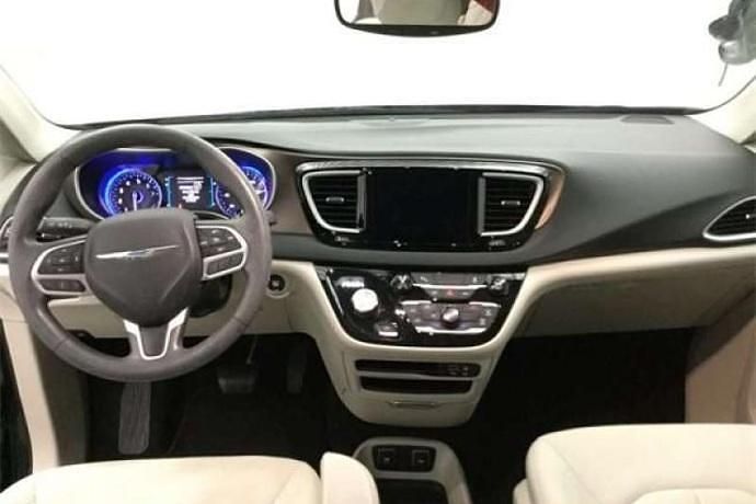 Usado Chrysler Pacifica Touring 291 CV (214 kW) 2018 Negro SUV