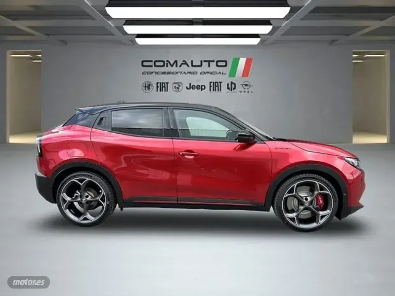 Nuevo Alfa Romeo Junior Veloce 207 kW (282 CV) 2026 Rojo SUV