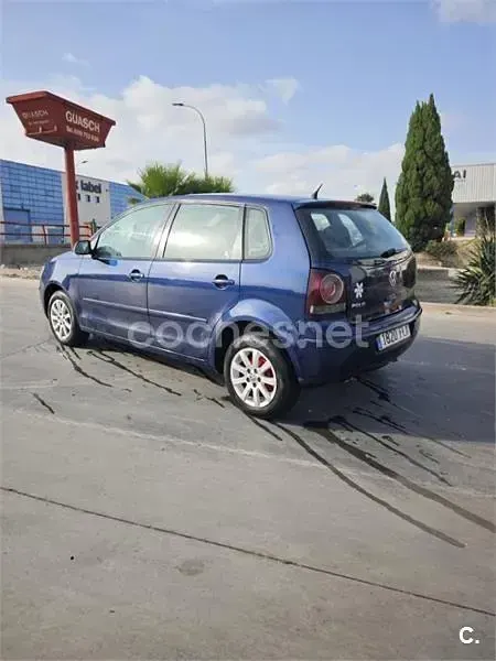 Usado VW Polo Edition 80 CV (58 kW) 2007 Azul Utilitario